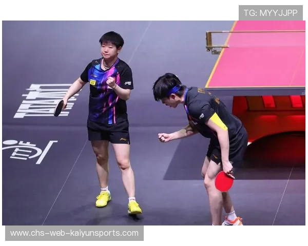 孙颖莎反手底线封堵巴特拉进攻,直落三局豪取亚洲杯开门红 孙颖莎反手底线封堵巴特拉进攻,直落三局豪取亚洲杯开门红